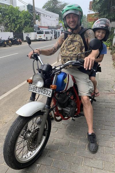 david en moto a Sri Lanka